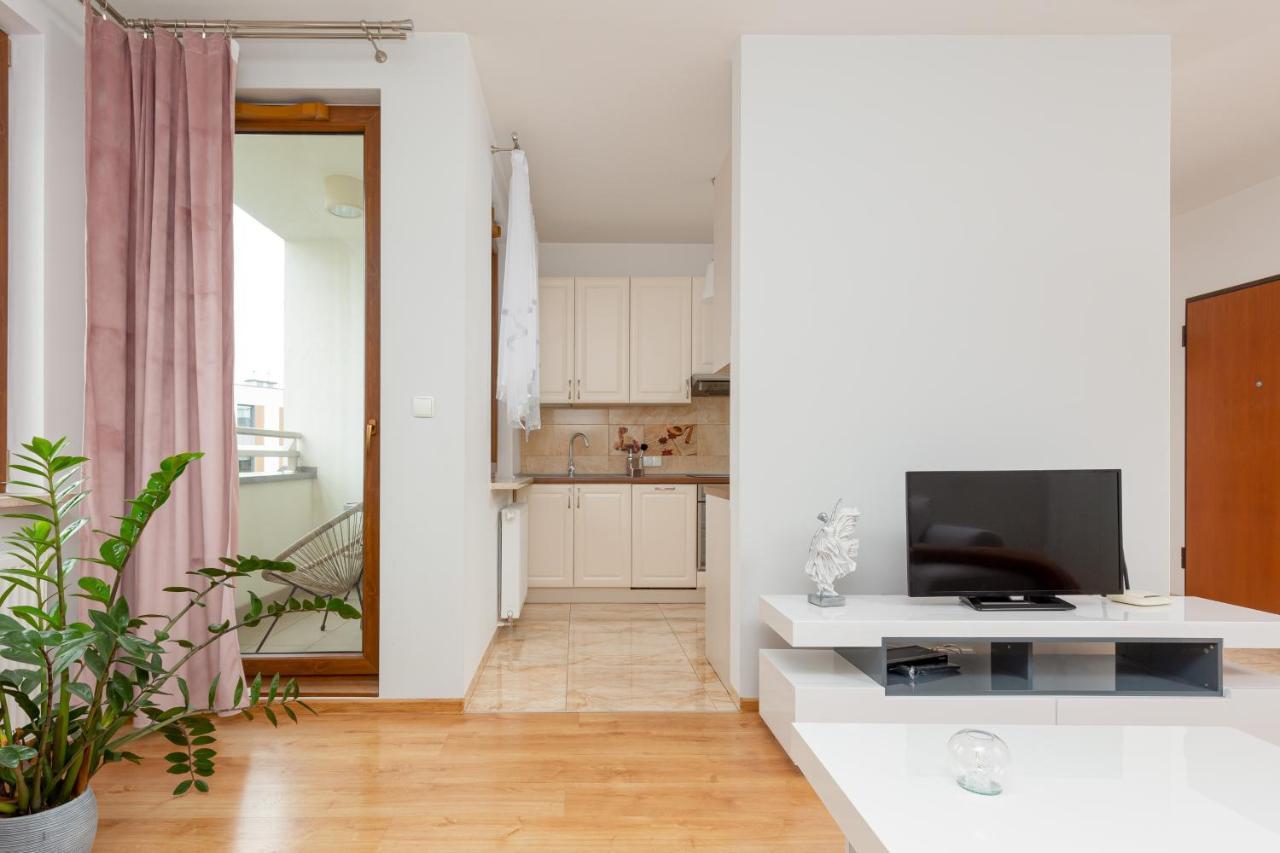 Apartment Na Woli Sowinskiego By Renters Warsaw