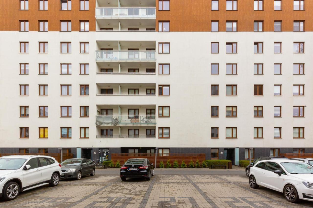 Na Woli Sowinskiego By Renters Apartment